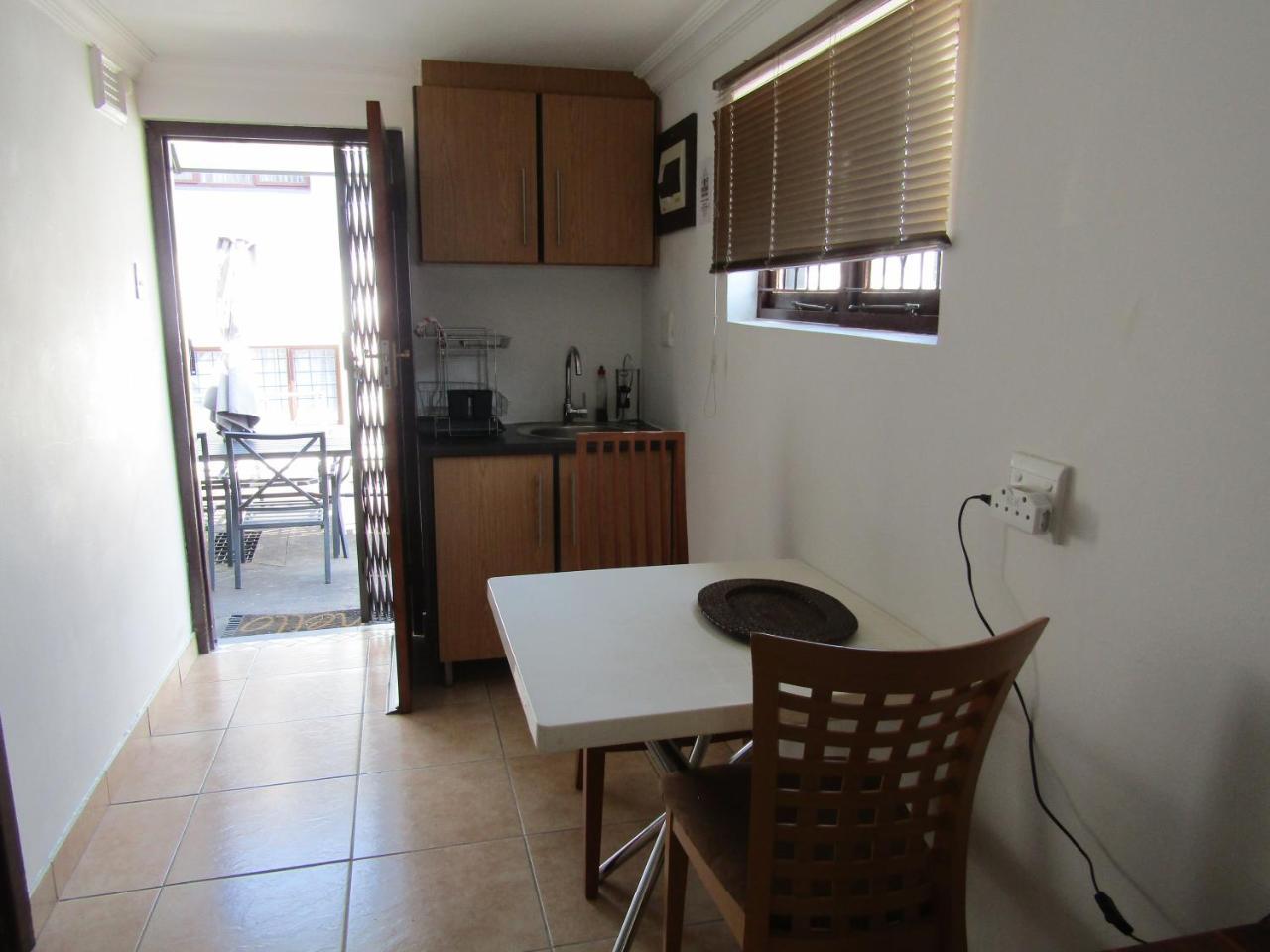 Buckleigh Guesthouse Durban Exterior photo
